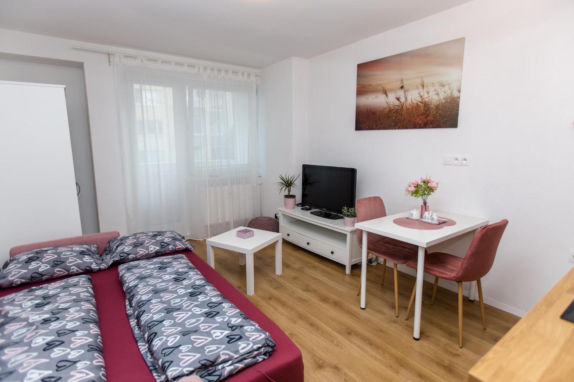 Apartment Near The Ondrej Nepela Winter Stadium Братислава Екстериор снимка
